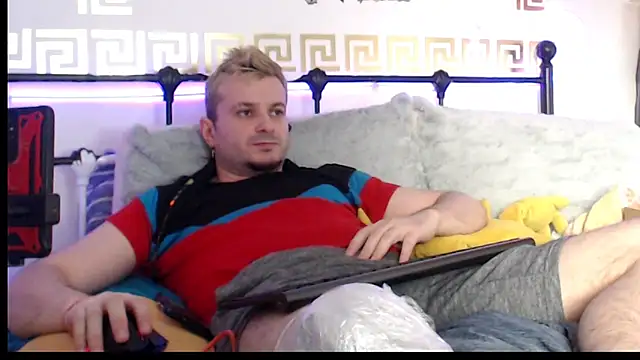 Snapshot of erotico69xxx chatting on March 7, 4:33 pm erotico69xxx online show from March 7, 4:33 pm