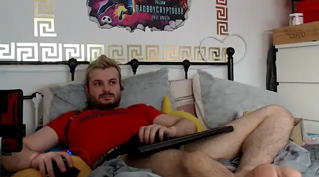 Snapshot of erotico69xxx chatting on March 17, 12:04 pm erotico69xxx online show from March 17, 12:04 pm