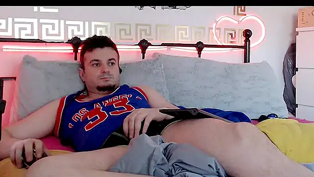 Snapshot of erotico69xxx chatting on September 19, 10:05 am erotico69xxx online show from September 19, 10:05 am