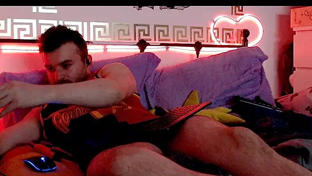 Snapshot of erotico69xxx chatting on October 12, 12:20 am erotico69xxx online show from October 12, 12:20 am