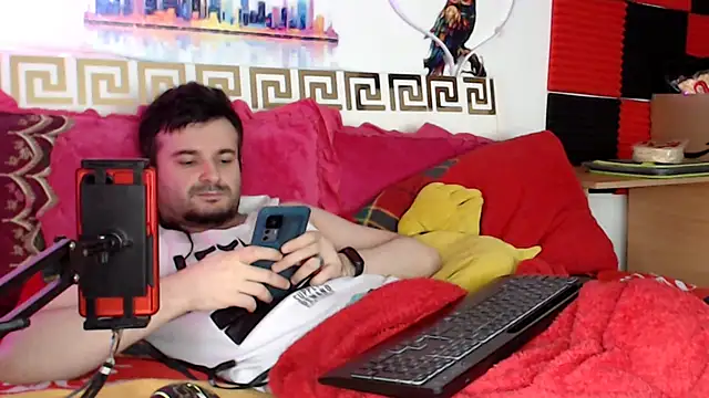 Snapshot of erotico69xxx chatting on June 11, 1:31 pm erotico69xxx online show from June 11, 1:31 pm