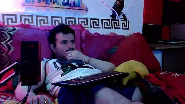 Snapshot of erotico69xxx chatting on June 12, 1:37 am erotico69xxx online show from June 12, 1:37 am