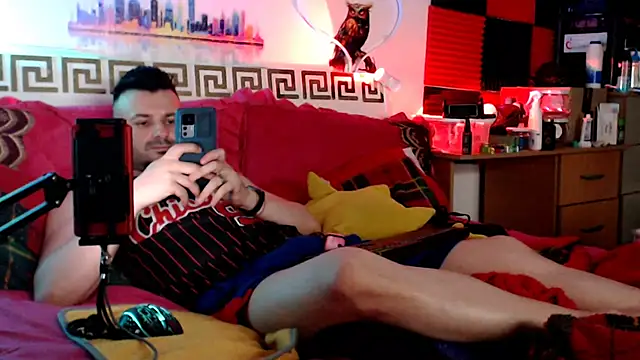 Snapshot of erotico69xxx chatting on July 31, 12:21 am erotico69xxx online show from July 31, 12:21 am
