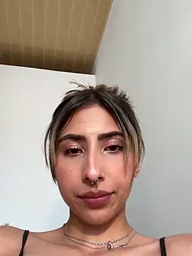 Ameellie online show from February 2, 6:53 pm