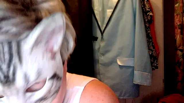 Sigorius online show from February 15, 11:45 pm