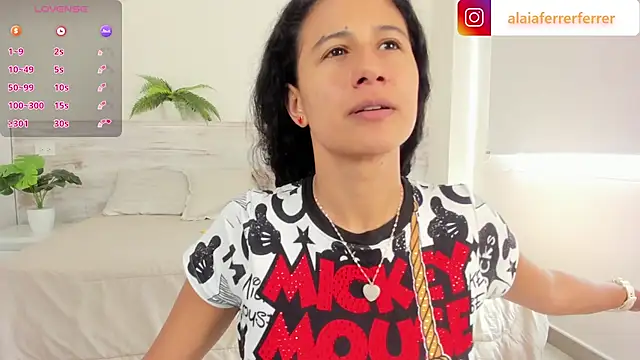 Snapshot of Alaia_Ferrer_ chatting on February 14, 8:26 pm Alaia Ferrer online show from February 14, 8:26 pm