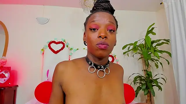 Snapshot of Coco_Kiss chatting on February 13, 1:29 am Coco Kiss online show from February 13, 1:29 am