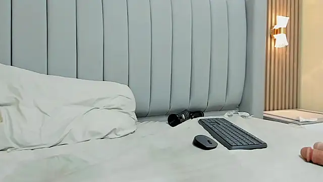 MILEY JOAS2 online show from March 1, 2:04 am