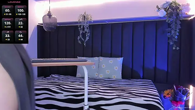 PawgGirl18 online show from January 4, 3:39 pm