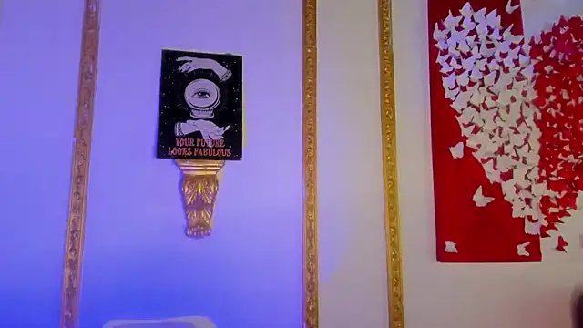 Snapshot of CandyQueenGold chatting on March 12, 1:03 am CandyQueenGold online show from March 12, 1:03 am