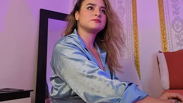 Snapshot of CandyQueenGold chatting on November 10, 6:40 pm CandyQueenGold online show from November 10, 6:40 pm