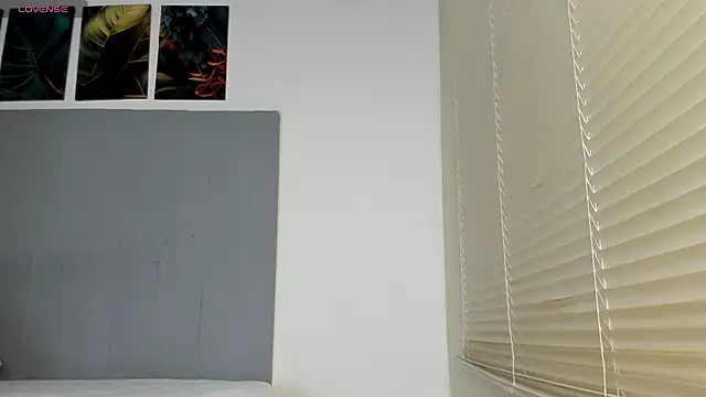 Snapshot of _Molly_rosse_ chatting on October 31, 11:55 am Molly rosse online show from October 31, 11:55 am