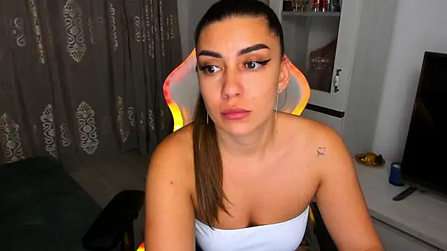 EveEvian online show from January 24, 6:25 pm