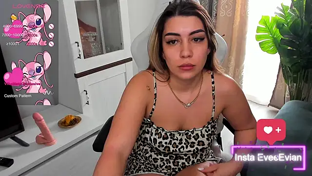 EveEvian online show from March 12, 2:23 pm