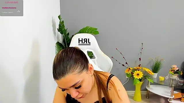 EveEvian online show from May 29, 11:30 am