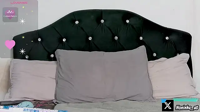 nonawhitemm online show from April 16, 8:59 am