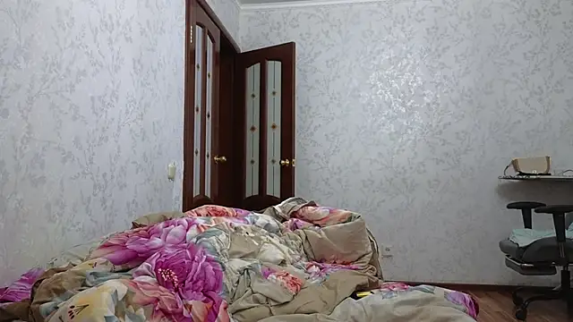 Snapshot of Nelly_Fischer chatting on January 16, 5:01 pm Nelly Fischer online show from January 16, 5:01 pm