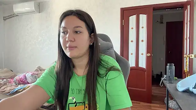 Snapshot of Nelly_Fischer chatting on February 17, 7:26 am Nelly Fischer online show from February 17, 7:26 am