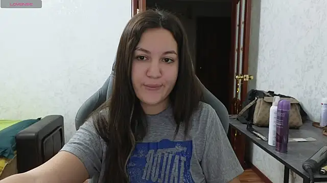 Snapshot of Nelly_Fischer chatting on March 9, 5:17 pm Nelly Fischer online show from March 9, 5:17 pm