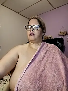 EllisW8 online show from March 1, 11:18 pm