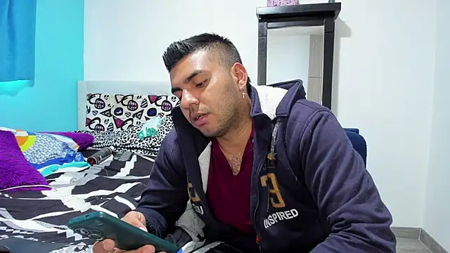 2ScarletandRyan8 online show from March 21, 1:12 pm