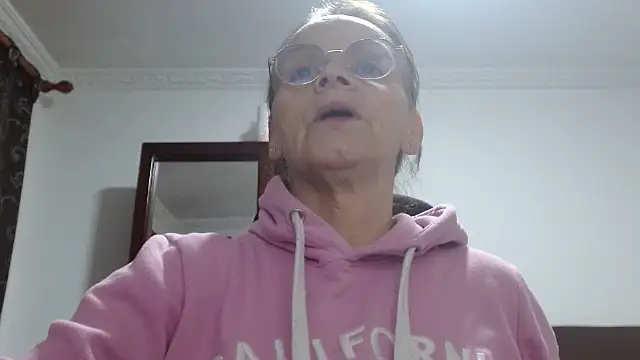 asleycavta online show from September 16, 9:38 pm