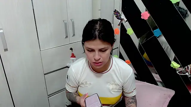 katery wok11 online show from February 21, 8:54 pm