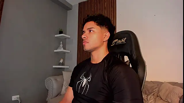 liam collins21 online show from September 10, 11:43 am