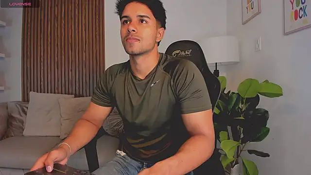 liam collins21 online show from October 3, 11:51 am