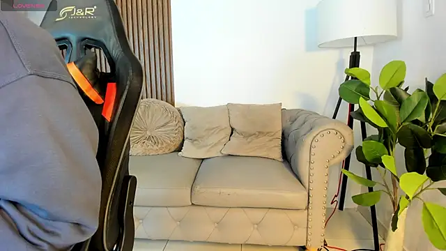 liam collins21 online show from October 4, 11:41 am