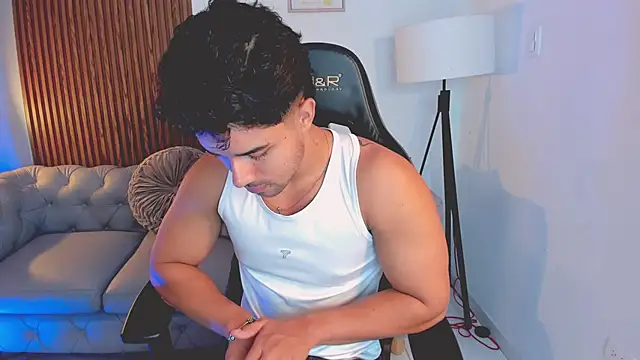 liam collins21 online show from October 24, 11:50 am