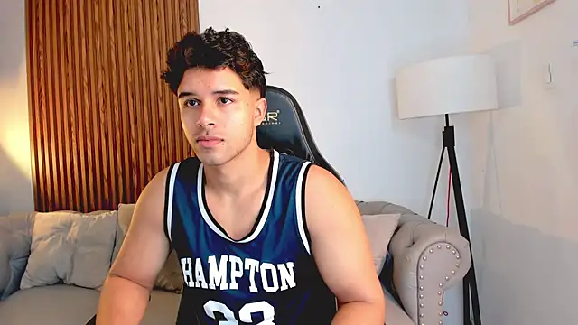 liam collins21 online show from November 8, 11:54 am