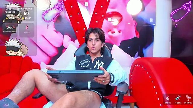 Snapshot of alex_477 chatting on January 15, 2:35 pm alex 477 online show from January 15, 2:35 pm