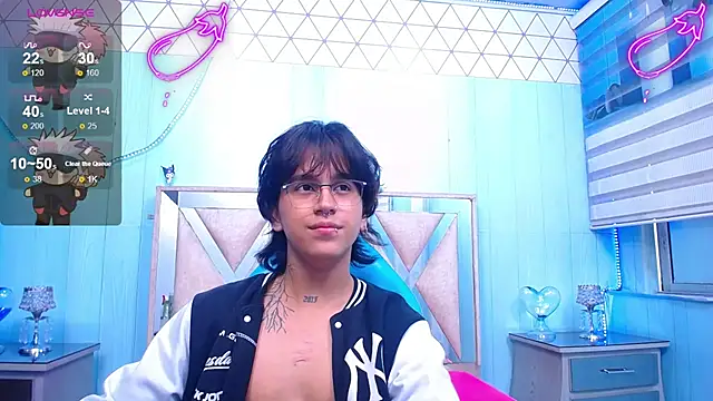 Snapshot of alex_477 chatting on February 3, 2:45 pm alex 477 online show from February 3, 2:45 pm