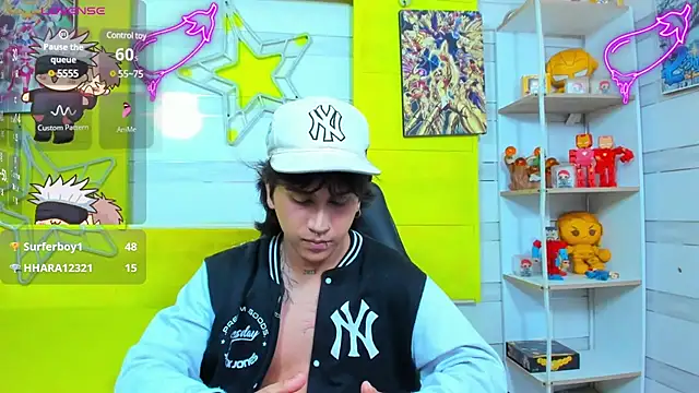 Snapshot of alex_477 chatting on March 7, 5:49 pm alex 477 online show from March 7, 5:49 pm