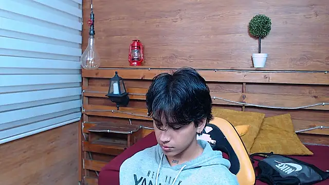 alex 477 online show from January 10, 11:45 am