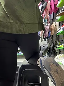 kim monti online show from January 9, 12:30 pm