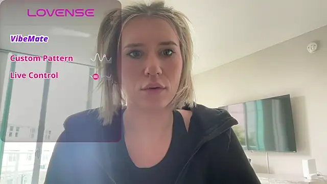 xoxoxjenn online show from March 19, 6:12 pm