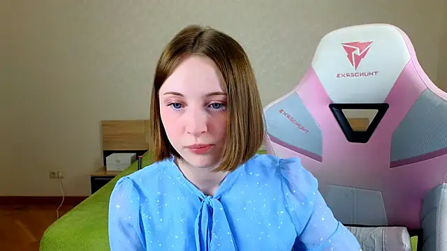 Cowell Adelina online show from February 22, 9:30 am