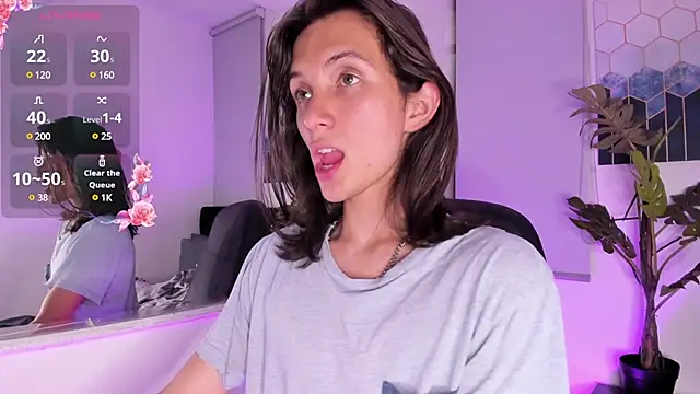 Feniix   online show from February 6, 7:56 am