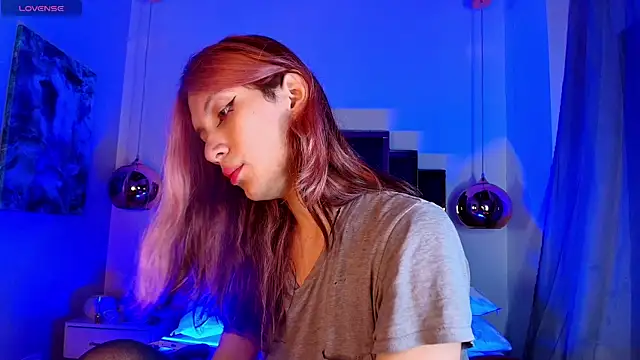 Feniix   online show from April 28, 5:12 am