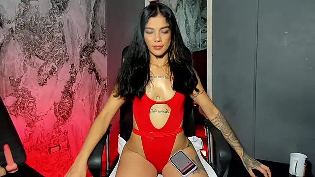 Snapshot of Trinna_harperr chatting on March 6, 6:05 pm Trinna harperr online show from March 6, 6:05 pm
