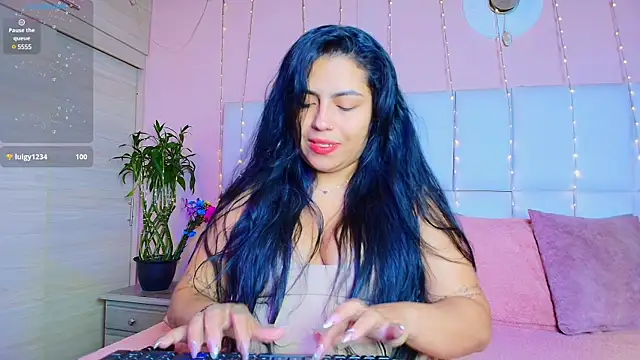 Snapshot of kiana_cream chatting on March 12, 12:36 pm kiana cream online show from March 12, 12:36 pm