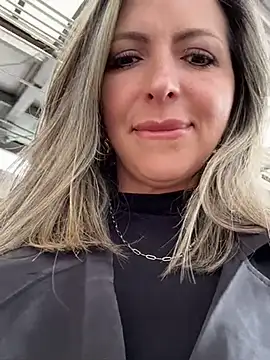  Abril-Office1 online show from January 8, 3:28 pm