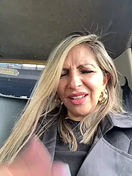  Abril-Office1 online show from February 3, 4:31 pm