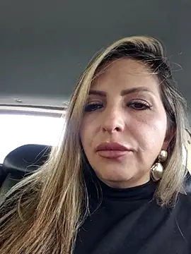  Abril-Office1 online show from March 17, 2:45 pm