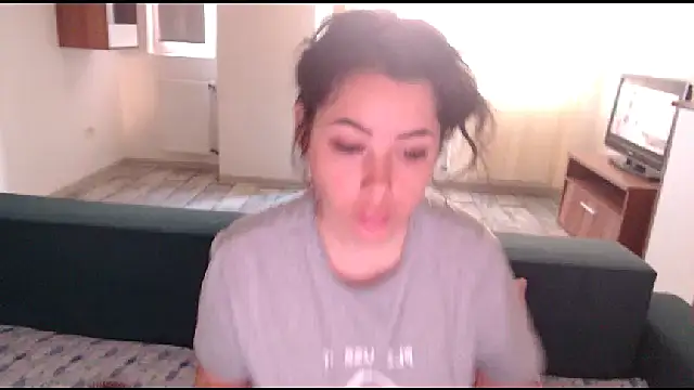 LovelyJulliette online show from March 22, 9:56 am