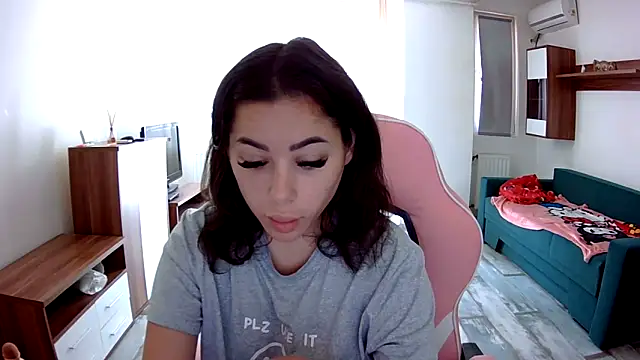 LovelyJulliette online show from September 15, 12:38 pm