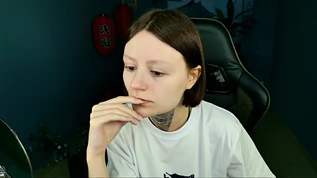 Snapshot of VeliraBraitberg chatting on March 16, 5:03 am VeliraBraitberg online show from March 16, 5:03 am