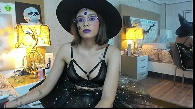 TaraaHot online show from October 31, 3:29 am